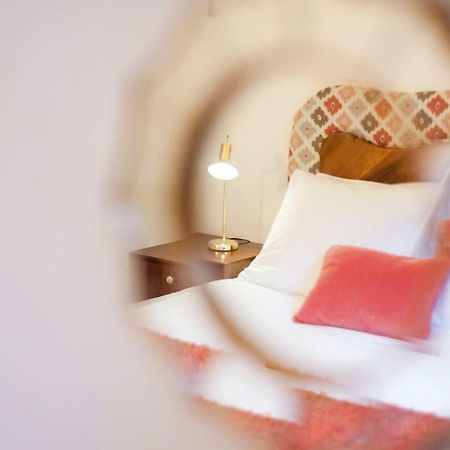 2 Bedroom Apartment With Patio Next To Avenida Da Liberdade 리스본 외부 사진
