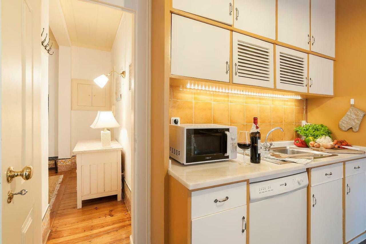 2 Bedroom Apartment With Patio Next To Avenida Da Liberdade 리스본 외부 사진