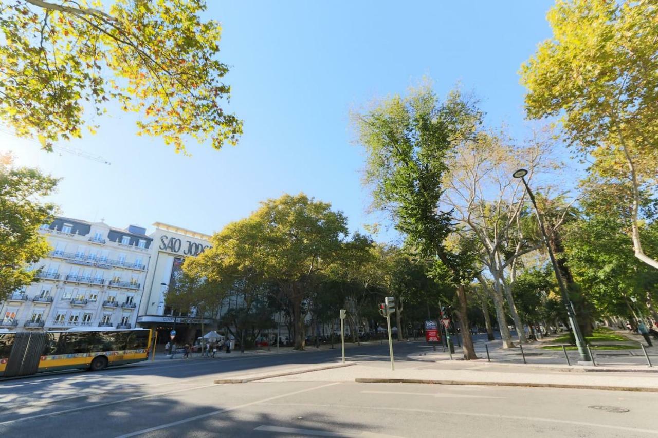 2 Bedroom Apartment With Patio Next To Avenida Da Liberdade 리스본 외부 사진
